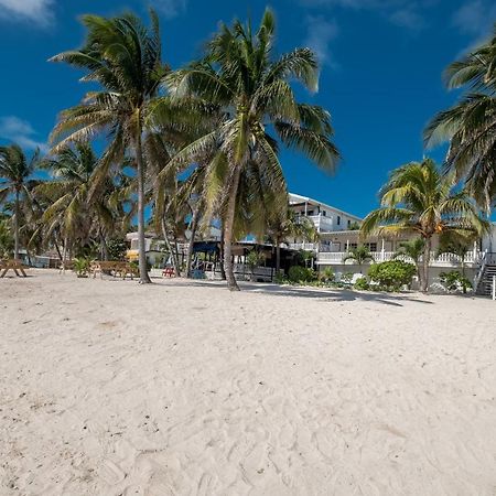 Holiday Hotel Сан-Педро Экстерьер фото